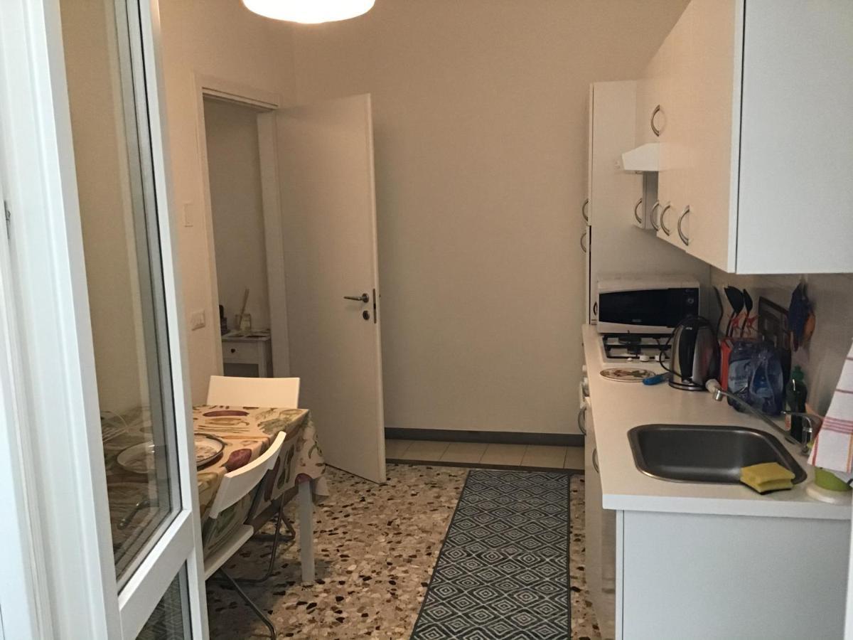 A Due Passi Da Giulietta-Casa Montecchi Верона Екстериор снимка