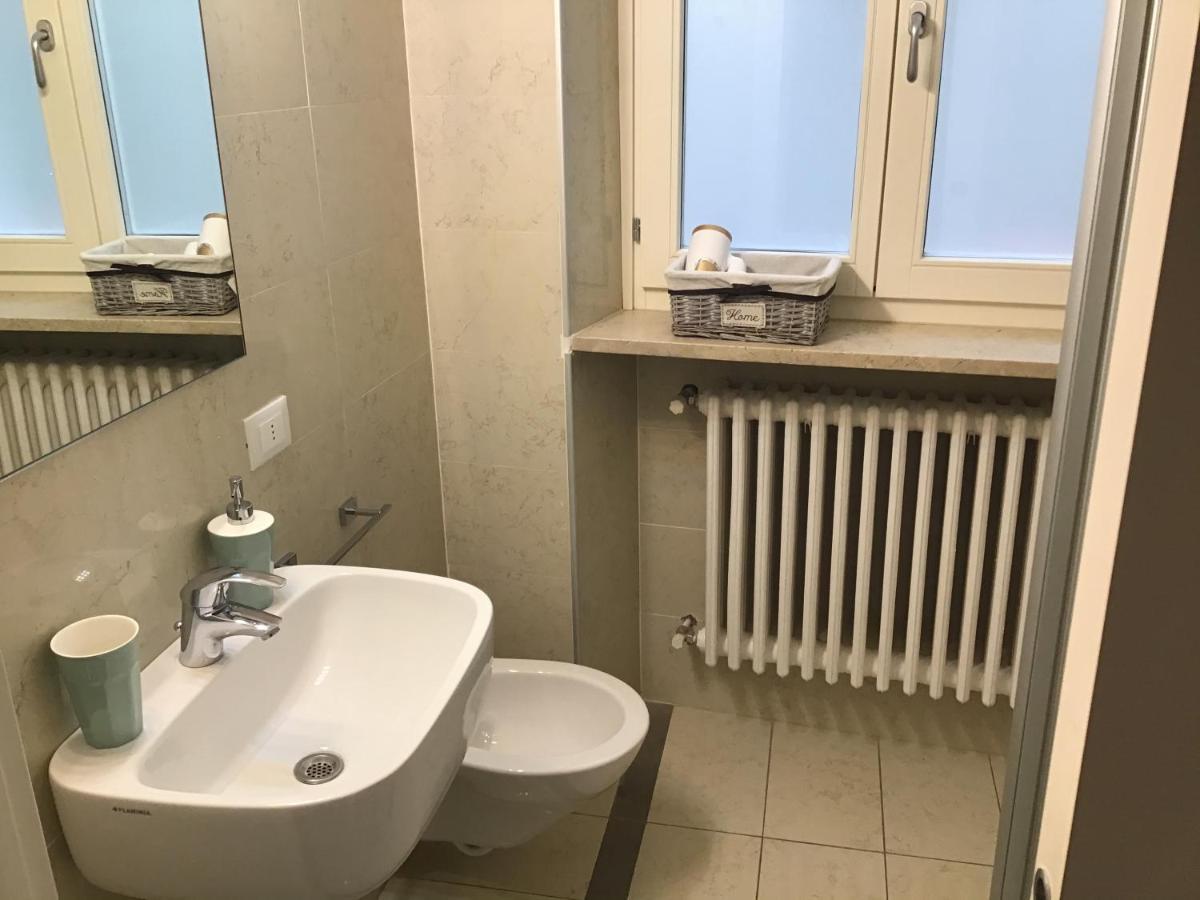 A Due Passi Da Giulietta-Casa Montecchi Верона Екстериор снимка